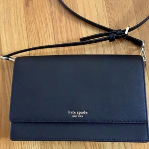 Kate Spade ⭐️ NWOT HP ⭐️Kate Spade crossbody convertible with chain